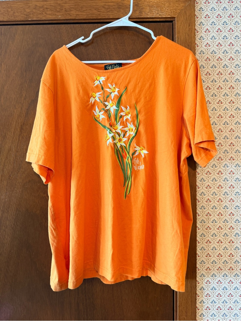 Bob Mackie Wearable Art Orange Embroidered Daffodil Floral Cotton Tee Top XL